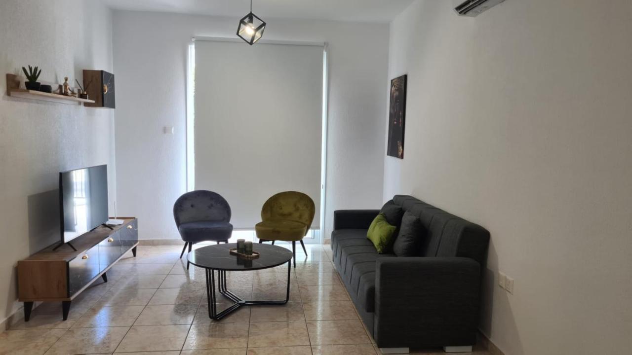 Laertis Apartments - By Imh Travel & Tours Paphos Luaran gambar