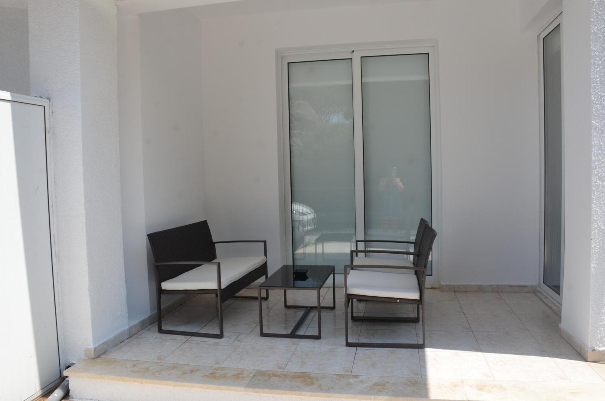 Laertis Apartments - By Imh Travel & Tours Paphos Luaran gambar