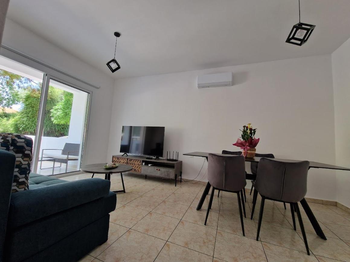 Laertis Apartments - By Imh Travel & Tours Paphos Luaran gambar